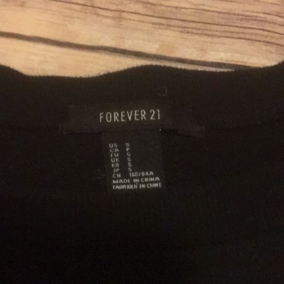 Forever 21 Black Sweatshirt Top size S Gold Studded Long Sleeve Crewneck - Picture 3 of 4